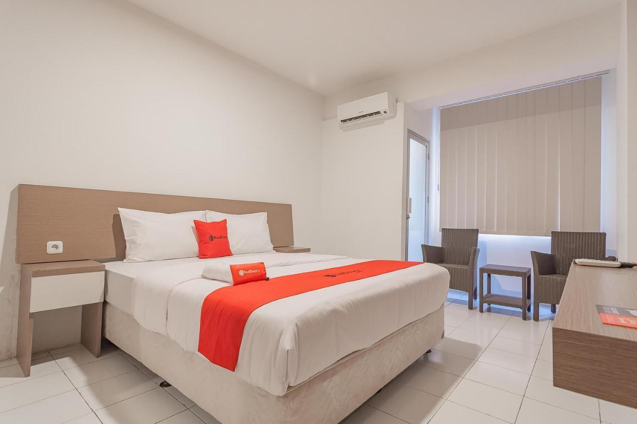 Reddoorz Apartment @ Emerald Towers Bandung Ngoại thất bức ảnh