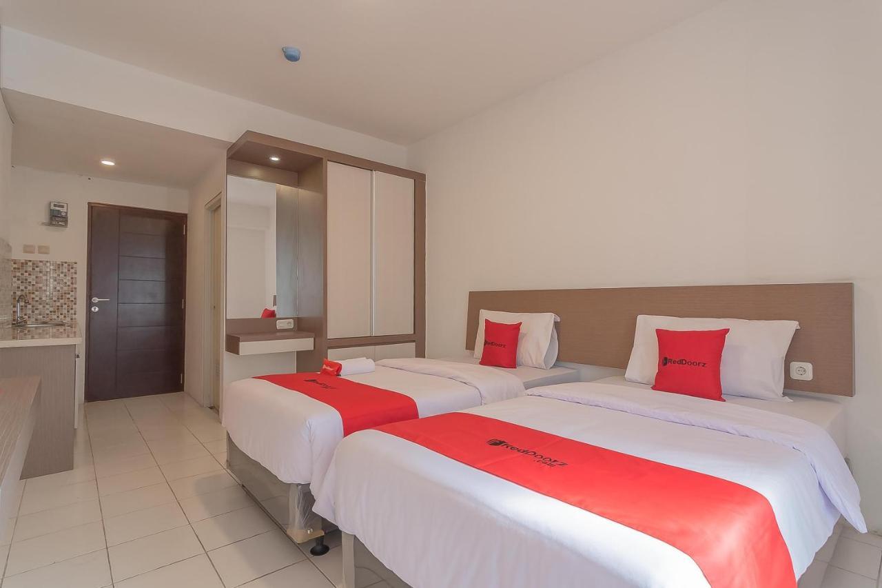 Reddoorz Apartment @ Emerald Towers Bandung Ngoại thất bức ảnh